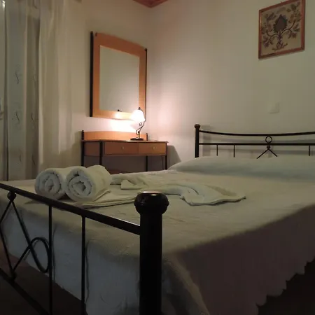 Pelagos On Gyrismata Apartahotel 3*