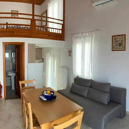 Pelagos On Gyrismata Apartahotel 3*