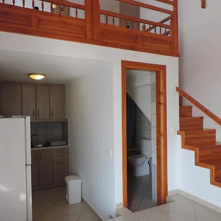 Aparthotel Pelagos On Gyrismata Skyros