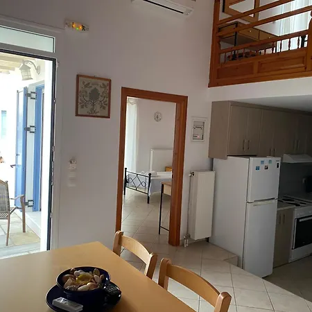 Apartahotel Pelagos On Gyrismata Skyros