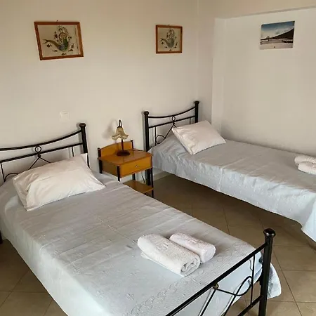 Pelagos On Gyrismata Aparthotel 3*