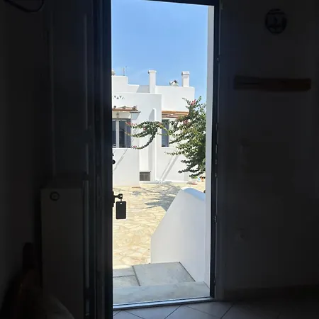 Pelagos On Gyrismata Aparthotel